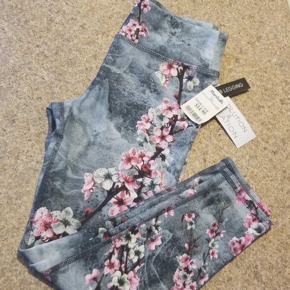 Floral leggings NWT